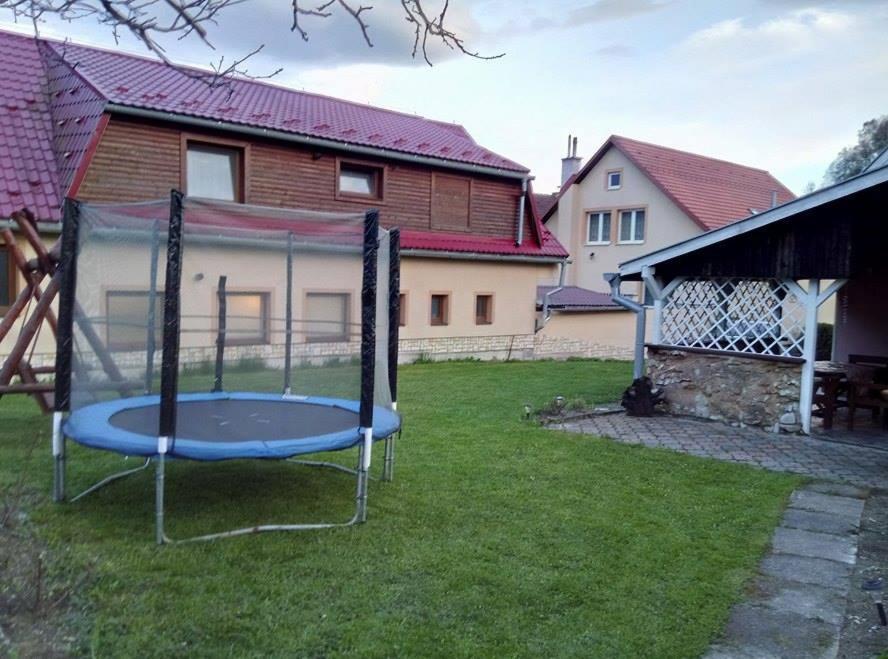 Villa Strakov Lúčky Kültér fotó