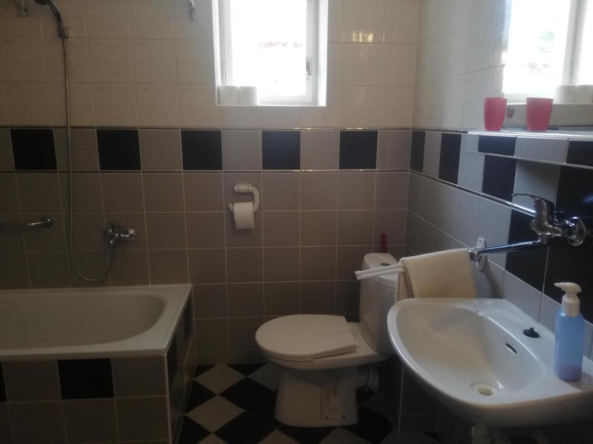 Villa Strakov Lúčky Kültér fotó