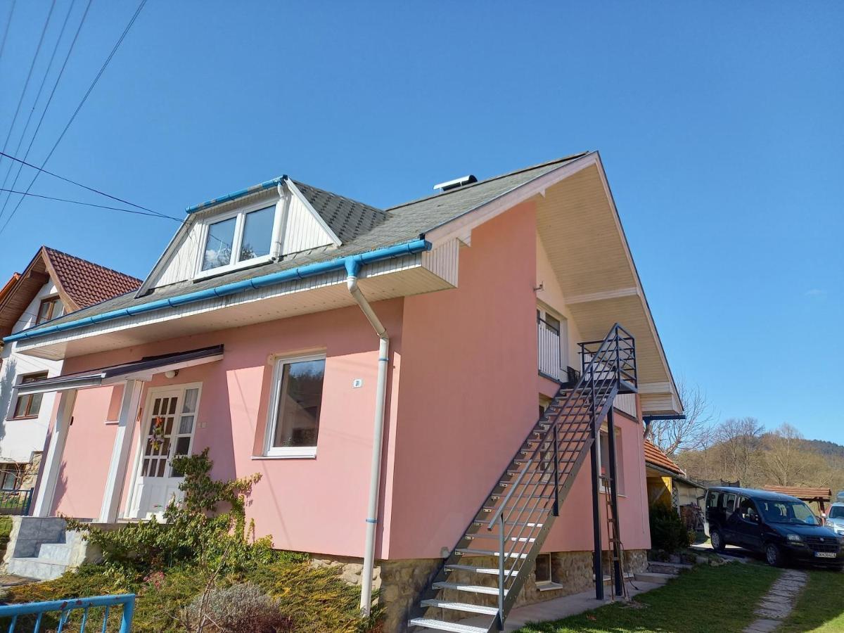 Villa Strakov Lúčky Kültér fotó